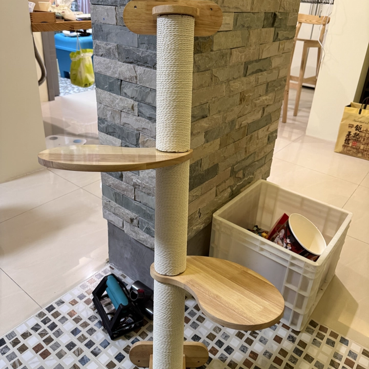 Contemporary Scandinavian Round Rubberwood Solid Wood Kraft Paper Rope Cat Tree 3-Tier For Living Room