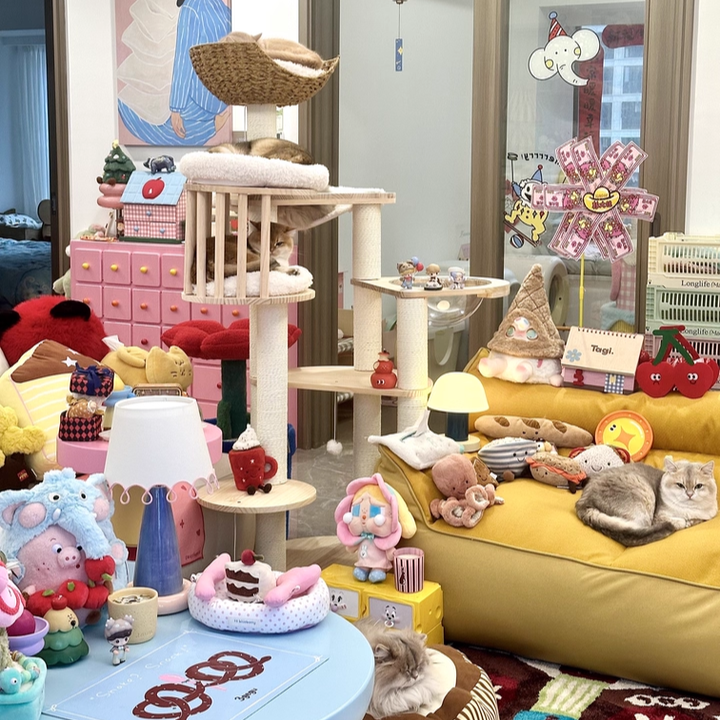 Árbol para gatos contemporáneo escandinavo redondo de madera maciza de pino con imitación de ratán, tela de terciopelo y cuerda de papel kraft de 5 niveles para sala de estar 