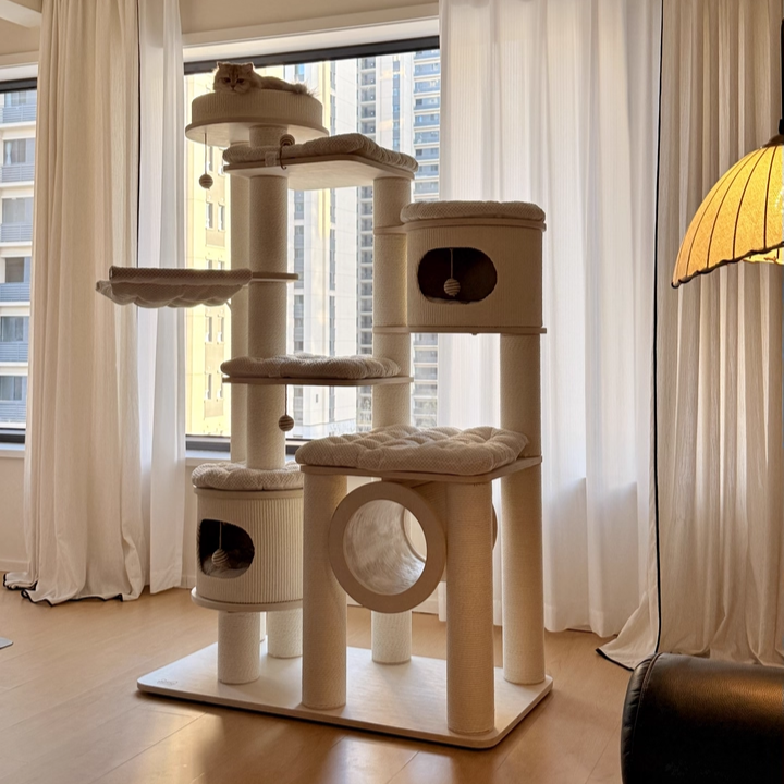 Arbre à chat contemporain scandinave rond à plusieurs niveaux en panneau de bois massif, panneau de fibres, corde en papier, tube en papier, velours côtelé, 7 niveaux pour salon 