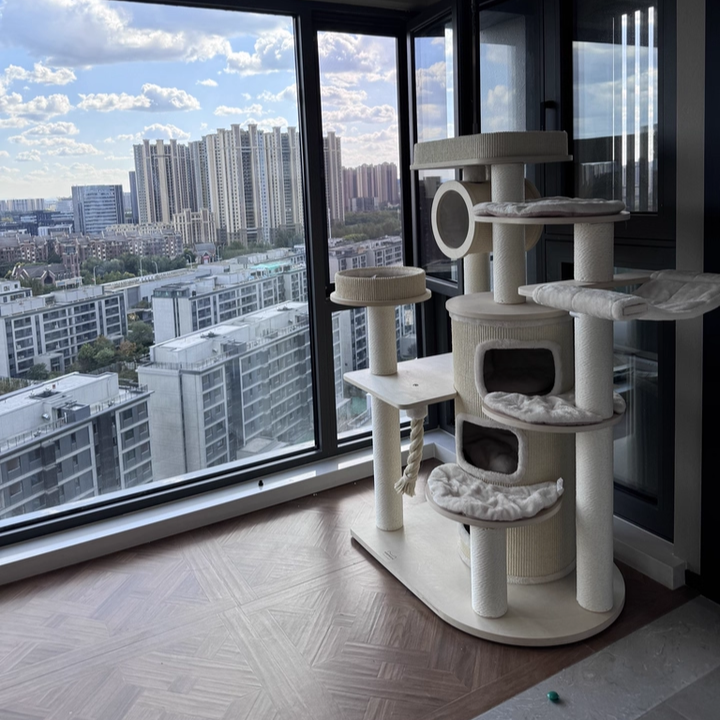 Arbre à chat et condo contemporain scandinave rond en bois massif, contreplaqué, panneau de particules, corde en papier et tissu velours, 3 condos, 5 perchoirs, pour chambre à coucher 