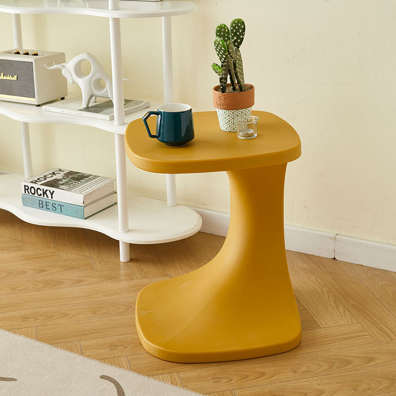 Modern Minimalist Square Plastic Side Table Artistic Curved Design For Living Room