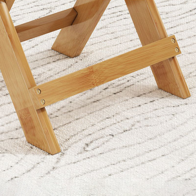Moderner minimalistischer rechteckiger Bambusfußhocker, faltbar für das Wohnzimmer 