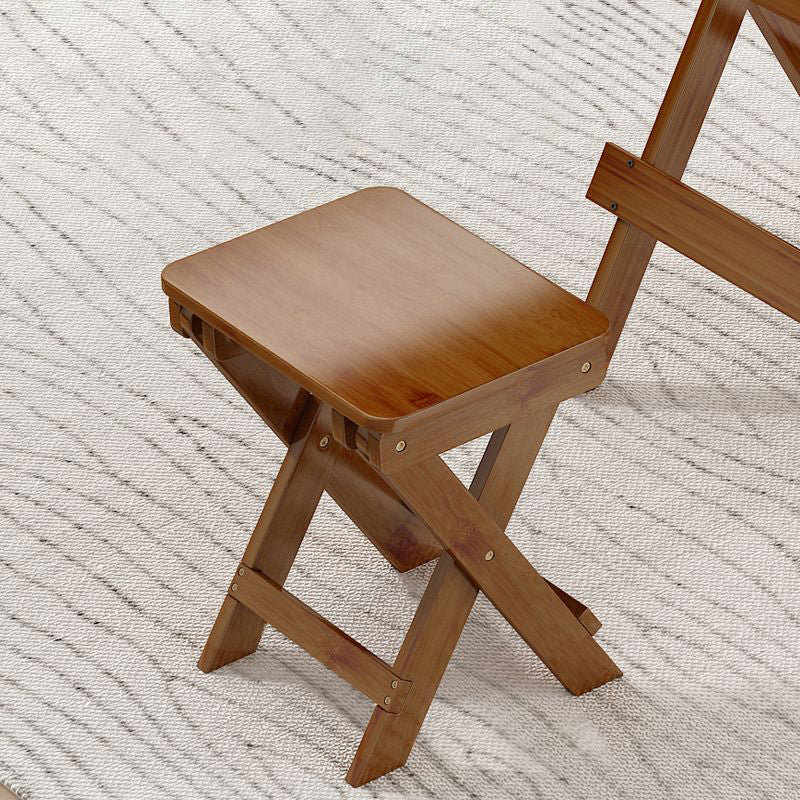 Moderner minimalistischer rechteckiger Bambusfußhocker, faltbar für das Wohnzimmer 