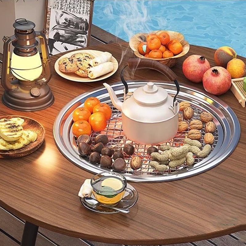 Moderner minimalistischer runder Eisen-Holz-Brett-Edelstahl-Außentisch mit 3-beinigem klappbarem Design für den Garten 