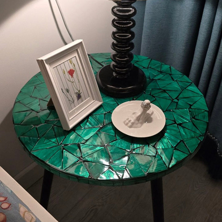 Modern Luxury Round Shell Resin Side Table 3-Leg For Living Room