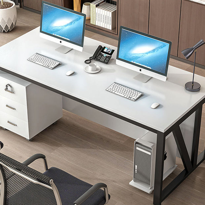 Moderner minimalistischer rechteckiger Schreibtisch aus Spanplatte und Eisen mit beweglichem 3-Schubladen-Stauraum für Homeoffice 