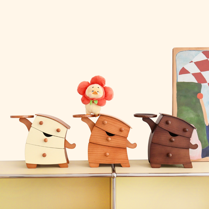 Zeitgenössische kreative Desktop-Aufbewahrung mit 3 Schubladen aus Kiefernholz, Sperrholz und Samt im Cartoon-Design für Wohnzimmer &amp; Eingangsbereich 