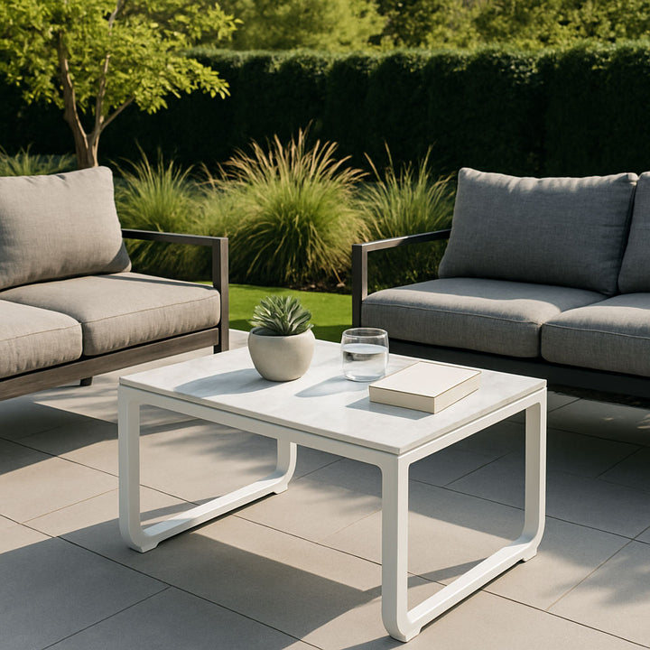 Rust-Resistant Rectangular Outdoor Coffee Table - 1-Tier Spacious Design For Balcony &amp; Garden