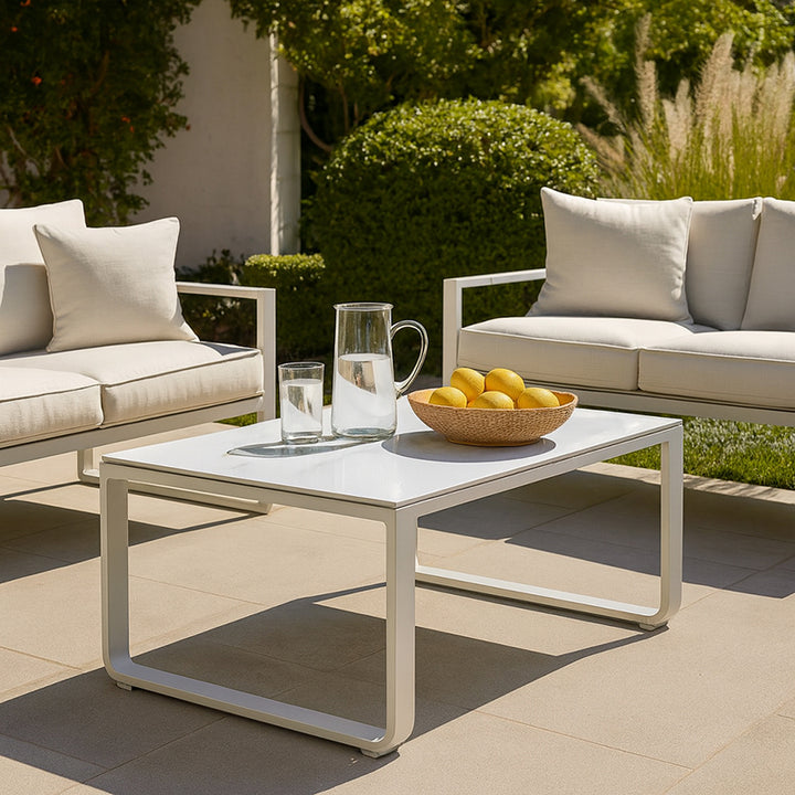 Rust-Resistant Rectangular Outdoor Coffee Table - 1-Tier Spacious Design For Balcony &amp; Garden