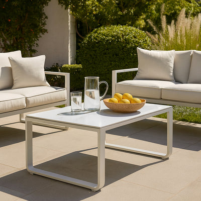 Rust-Resistant Rectangular Outdoor Coffee Table - 1-Tier Spacious Design For Balcony & Garden