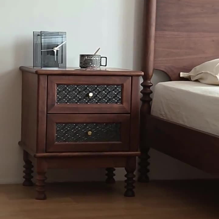 Mesita de noche rectangular contemporánea retro de madera de caucho, vidrio y metal con 2 cajones para almacenamiento junto a la cama 