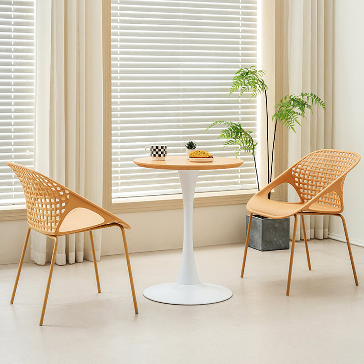 Table basse contemporaine en MDF nordique et fer avec pieds en trompette pour salon et salle à manger 