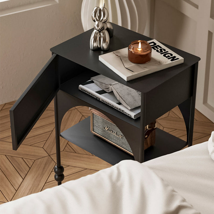 Zeitgenössischer Retro-Eisenbogen-Rechteckiger Nachttisch mit 2-stufigem Schrank für das Bett 