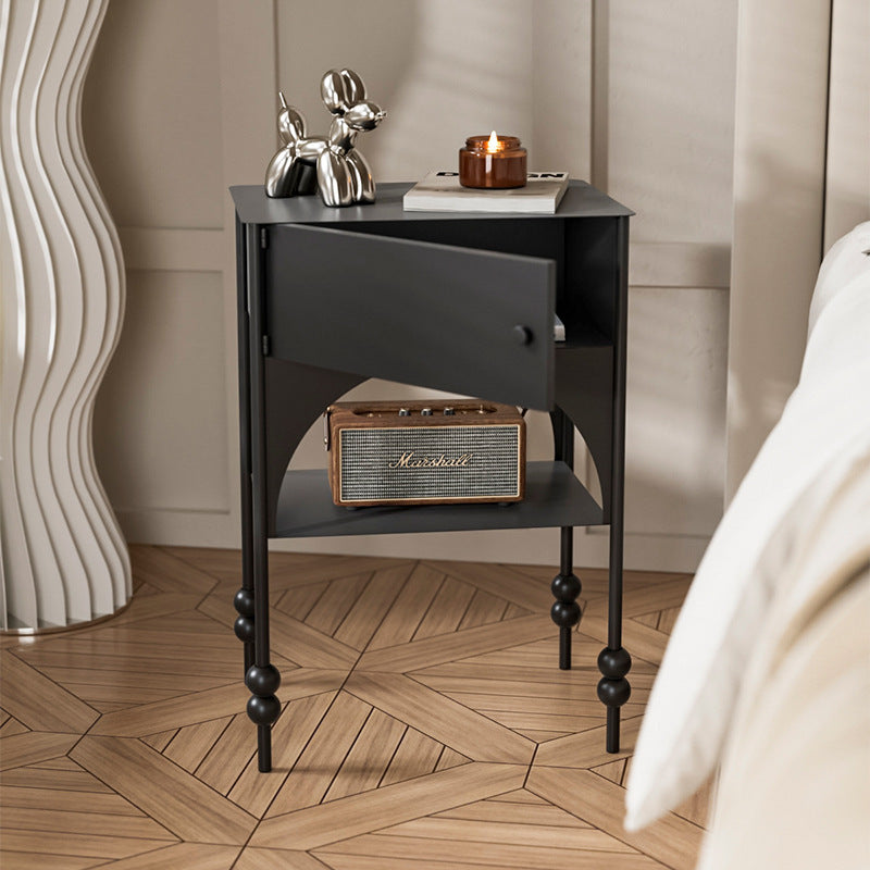 Zeitgenössischer Retro-Eisenbogen-Rechteckiger Nachttisch mit 2-stufigem Schrank für das Bett 