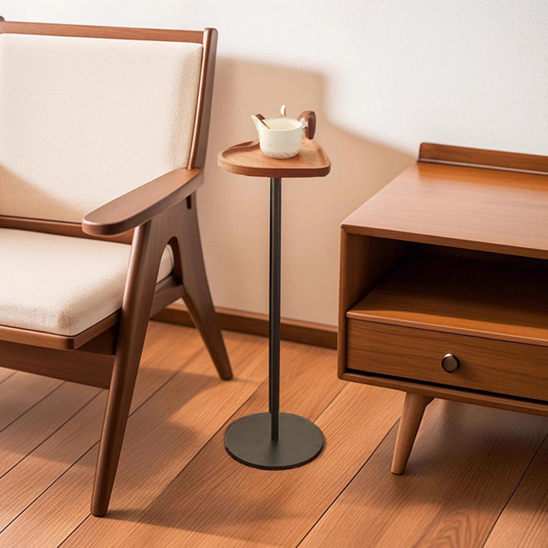 Modern Simplicity MDF & Iron Heart Shield-Shaped Small Side Table With 1-Tray For Living Room & Bedroom