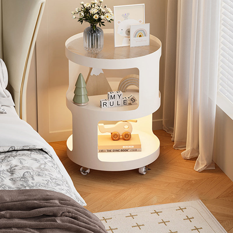 Moderner minimalistischer runder und quadratischer Beistelltisch aus Eisen und gestreiftem Glas mit 3 Ebenen für Wohnzimmer und Schlafzimmer 