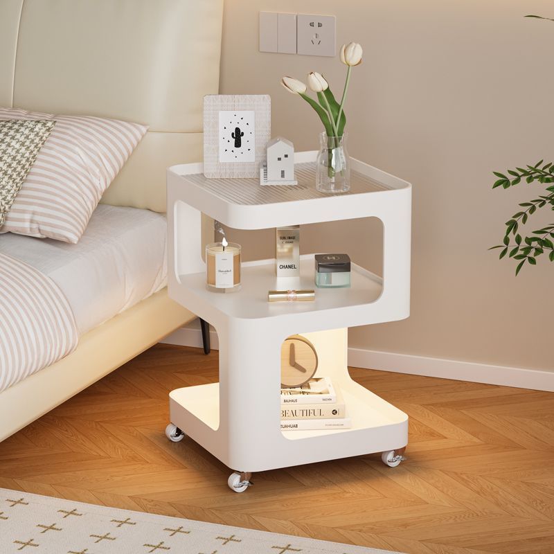 Moderner minimalistischer runder und quadratischer Beistelltisch aus Eisen und gestreiftem Glas mit 3 Ebenen für Wohnzimmer und Schlafzimmer 
