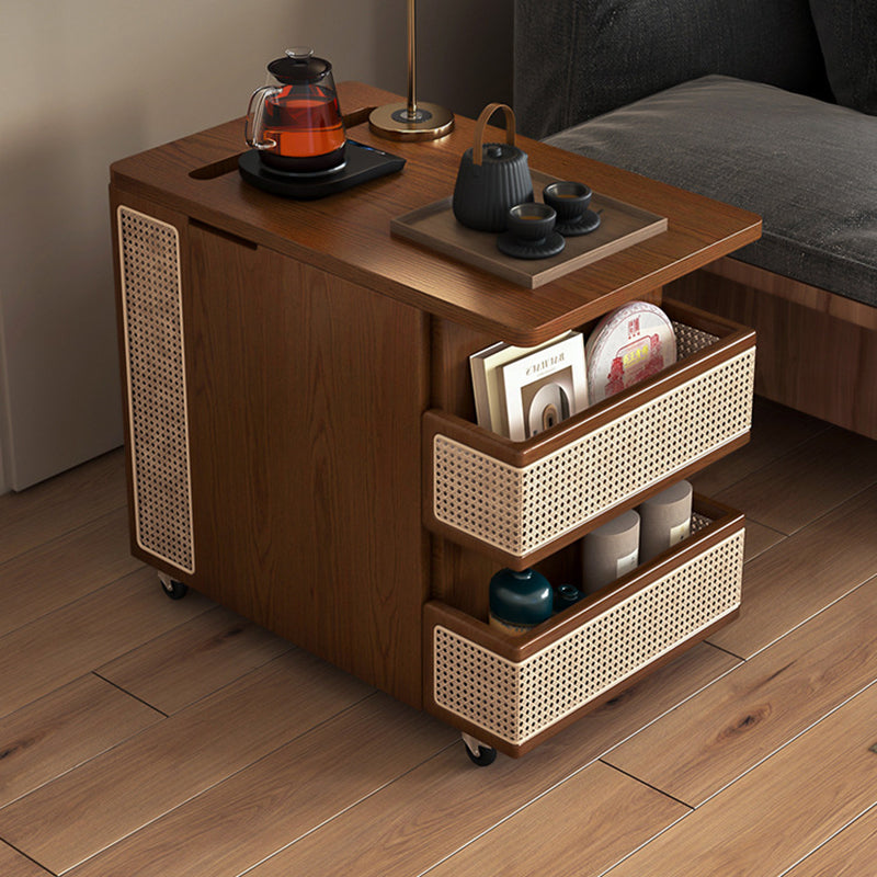 Zeitgenössischer Retro Rattan Kiefer Rot Eiche & Kirschholz Rechteckiger Bus Beweglicher Beistelltisch mit 4 Regalen & 2 Schränken für Wohnzimmer und Schlafzimmer 