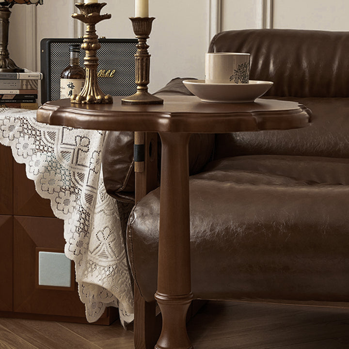 Table basse ronde sculptée en chêne massif traditionnel français avec 1 plateau pour salon 
