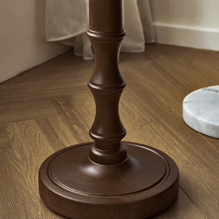 Table basse ronde sculptée en chêne massif traditionnel français avec 1 plateau pour salon 