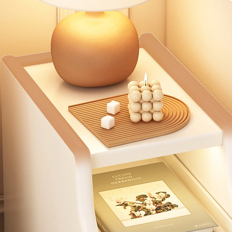 Moderna mesita de noche rectangular estrecha de madera de caucho nórdica contemporánea con 2 cajones y 1 armario para almacenamiento junto a la cama 