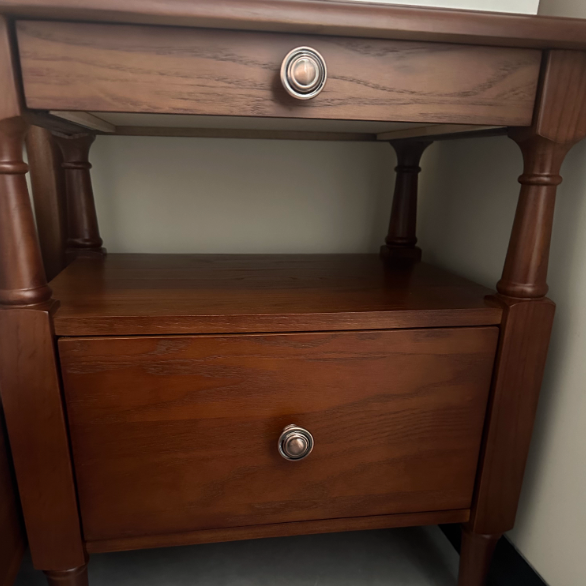 Traditional French Ash Wood Plywood Rectangular Nightstand With 2 Drawers For Bedroom