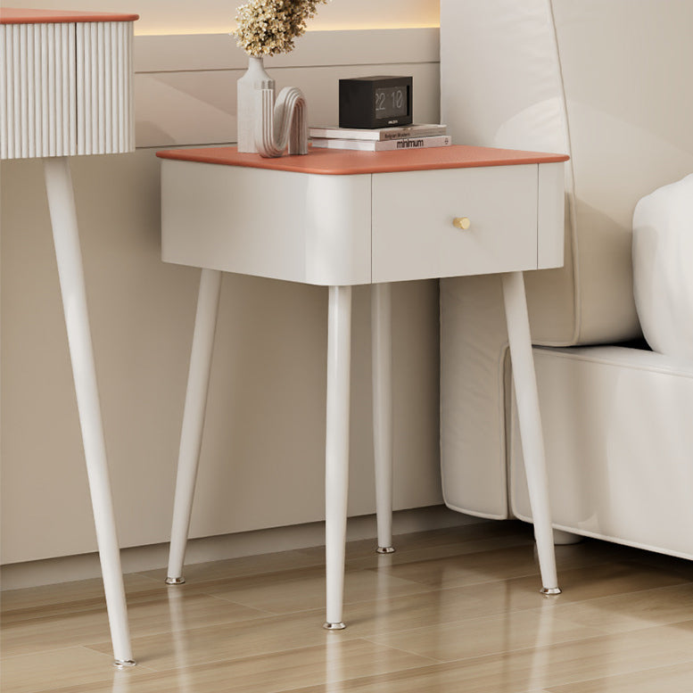 Table de chevet moderne nordique en verre trempé PP fer carré texture cuir avec 1 tiroir pour chambre 