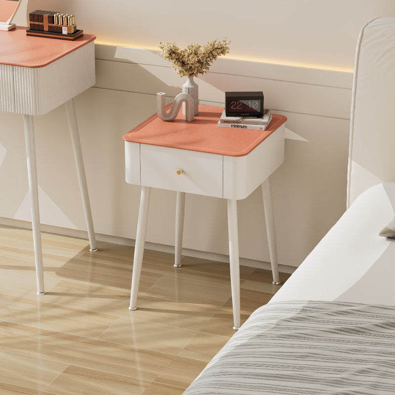 Table de chevet moderne nordique en verre trempé PP fer carré texture cuir avec 1 tiroir pour chambre 
