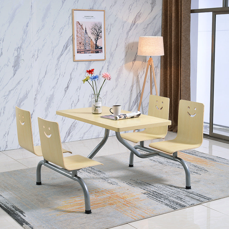 Ensemble de table et chaises à manger en une pièce pour 4 places avec matériel en bois de simplicité moderne et sourire rectangulaire 