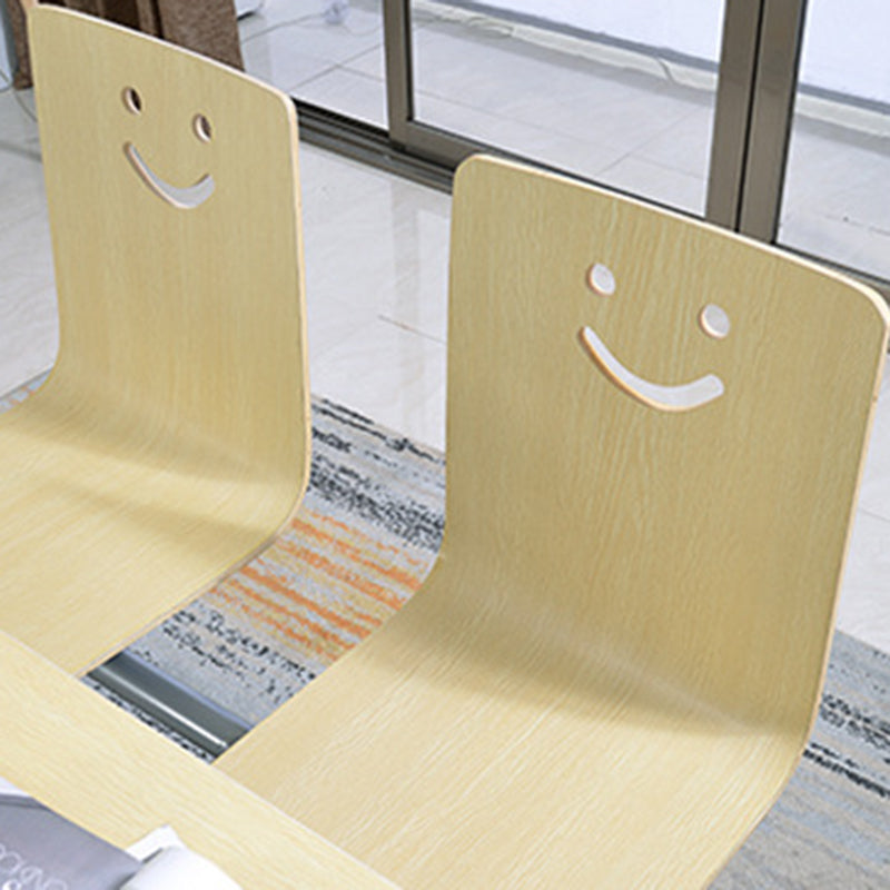 Ensemble de table et chaises à manger en une pièce pour 4 places avec matériel en bois de simplicité moderne et sourire rectangulaire 