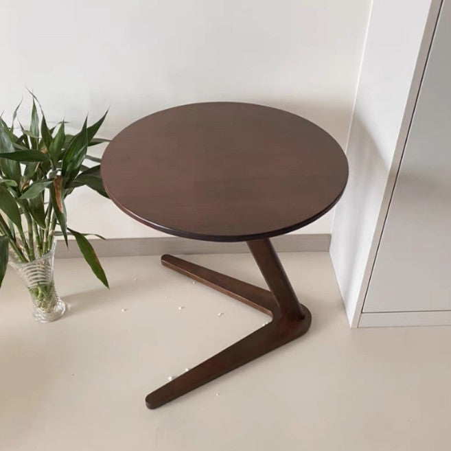 Table basse contemporaine nordique ronde triangulaire en bois d’hévéa pour salon 