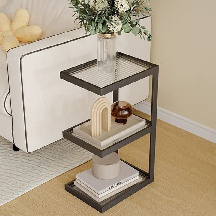 Moderner minimalistischer rechteckiger Eisenrahmen-Glas-Beistelltisch mit 3/4 Ebenen für das Wohnzimmer 