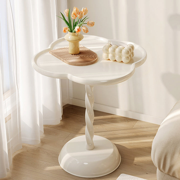 Moderner minimalistischer PP-Couchtisch mit Kleeblatt-Spirale und zylindrischem Sockel fürs Wohnzimmer 