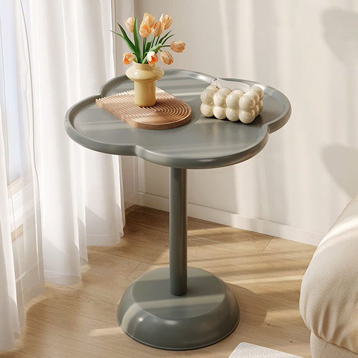 Moderner minimalistischer PP-Couchtisch mit Kleeblatt-Spirale und zylindrischem Sockel fürs Wohnzimmer 