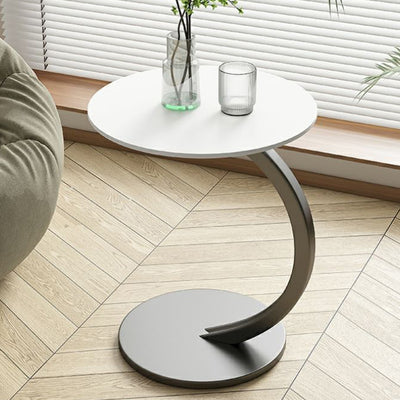 Table d'appoint en acier au carbone avec base ronde et incurvée minimaliste moderne pour salon 
