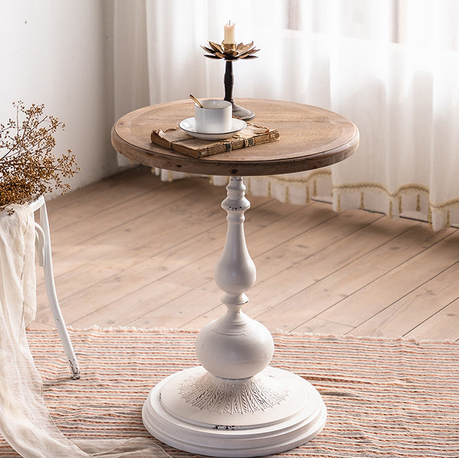 Table basse en bois et fer de forme ronde traditionnelle française pour salon 