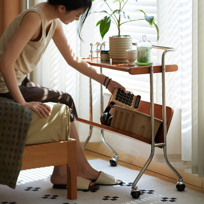 Moderner Mid-Century abnehmbarer rechteckiger Massivholz Edelstahl Beistelltisch mit 2 Ebenen für das Wohnzimmer 
