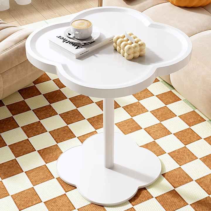 Table d'appoint contemporaine scandinave en panneau de fibres à densité moyenne, verre trempé, acier inoxydable, fer, en forme de quadrilobe, pour salon 