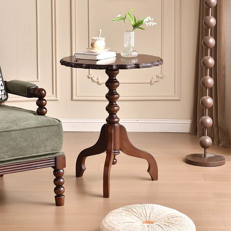 Traditional European Round Multi-Layer Solid Wood Rubberwood Solid Wood Side Table For Living Room