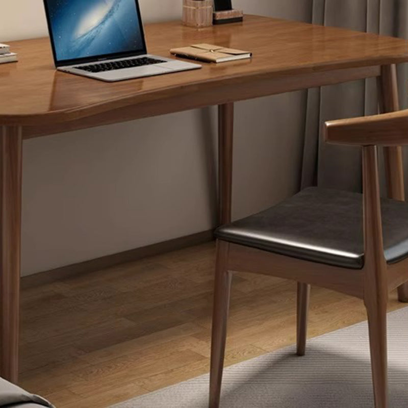 Moderner minimalistischer rechteckiger Schreibtisch aus Gummibaumholz mit 4 Beinen für das Homeoffice 