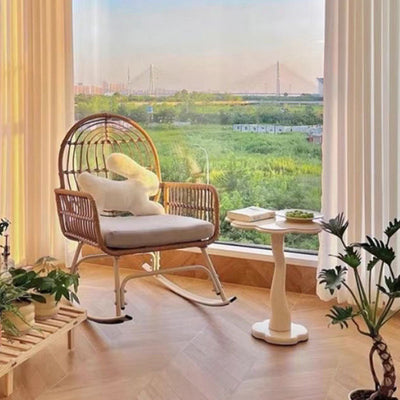 Modern Minimalist Petal-Shaped Medium Density Fiberboard End Table For Living Room