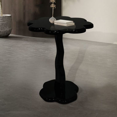 Modern Minimalist Petal-Shaped Medium Density Fiberboard End Table For Living Room
