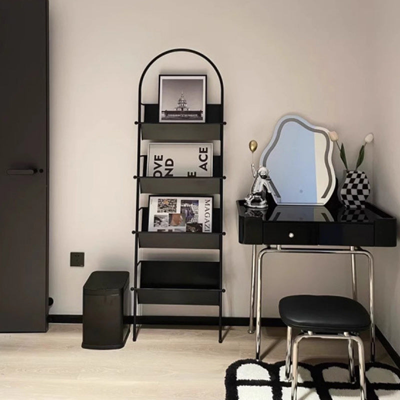 Moderner minimalistischer Ellipsen-Eisen-Bücherregal mit 4 Ebenen für das Wohnzimmer 