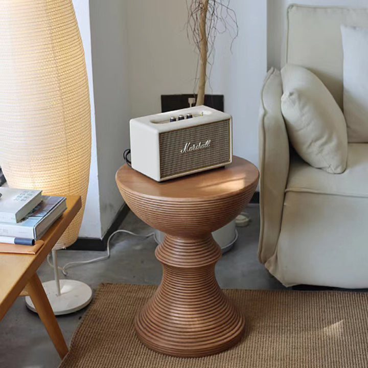 Moderner minimalistischer runder Endtisch aus Magnesiumoxid für das Wohnzimmer 