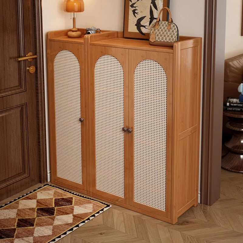 Traditionelles japanisches rechteckiges Nan-Bambus-Kunststoff-Rattan-MDF-Weben-Schuhregal mit 6/7/8 Ebenen für Eingangsbereiche 