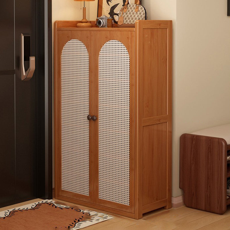 Traditionelles japanisches rechteckiges Nan-Bambus-Kunststoff-Rattan-MDF-Weben-Schuhregal mit 6/7/8 Ebenen für Eingangsbereiche 