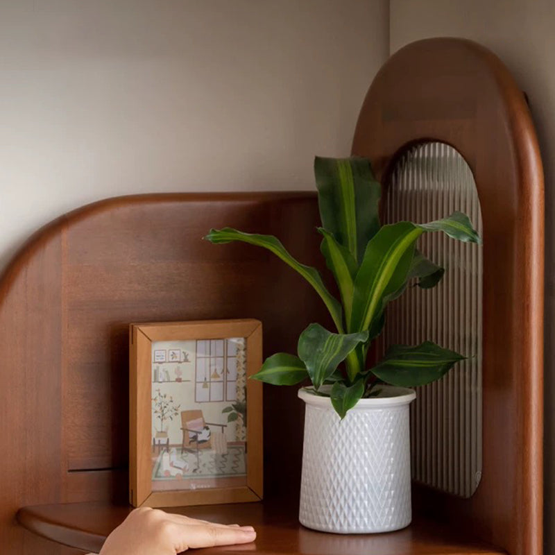 Zeitgenössisches Retro-Fächerförmiges Regal aus Buchsbaumholz, Glas und Edelstahl mit 4 Ebenen für das Wohnzimmer 