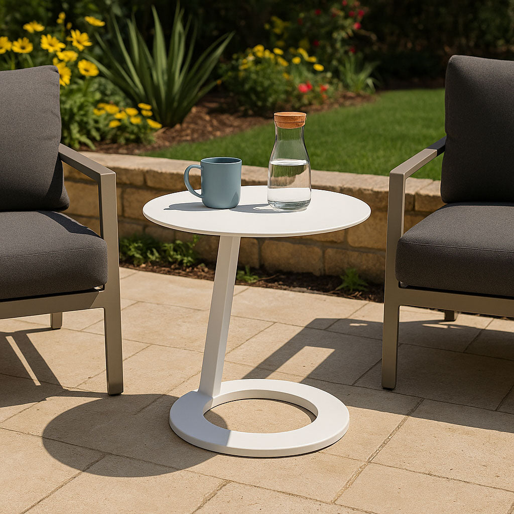 Corrosion-Resistant Minimalist Round Outdoor End Table - 1-Tier Durable Aluminum Frame For Garden &amp; Balcony