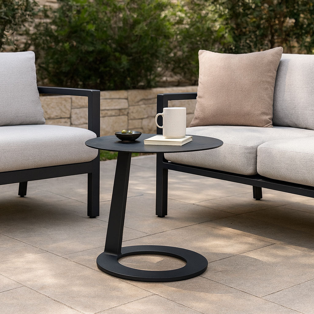 Corrosion-Resistant Minimalist Round Outdoor End Table - 1-Tier Durable Aluminum Frame For Garden &amp; Balcony