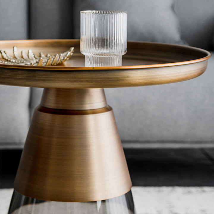 Zeitgenössischer skandinavischer runder Metall-Glas-Couchtisch mit 1-Tablett-Aufbewahrung für das Wohnzimmer 